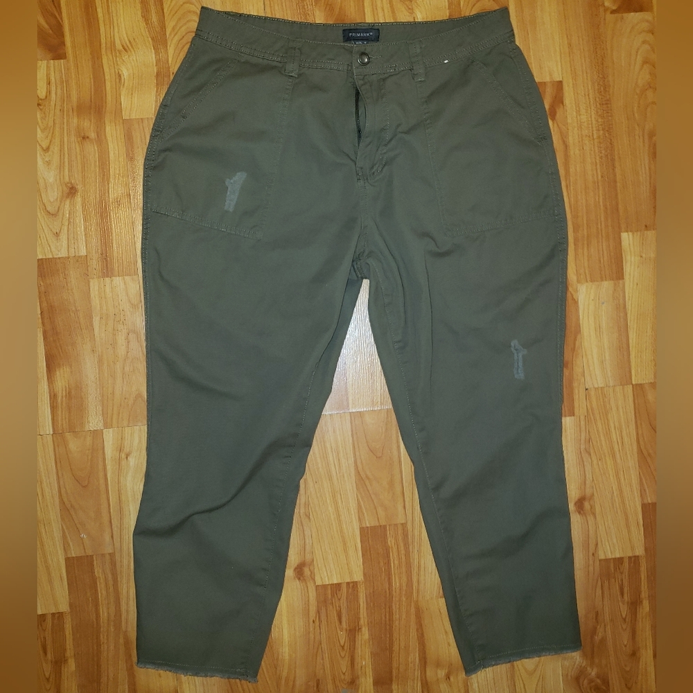 Primark Sz 12 Women's Green Khaki Capri Pants Slightly Distressed